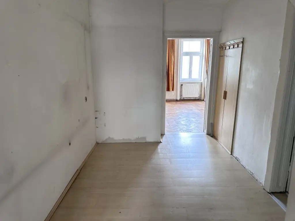 3 Zimmer + Möglichkeit auf 4. Raum + Vielfältiges Umbaupotential + U3 Nähe