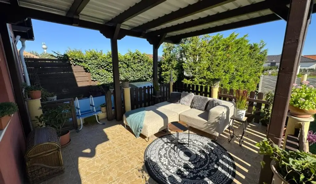 Schnäppchen In UNGARN bei der Österreichischen Grenze! Doppelgrundstück | neue Küche | Pool | Brunnen | niedrige Betriebskosten | großzügiger Garten | 2 Carports