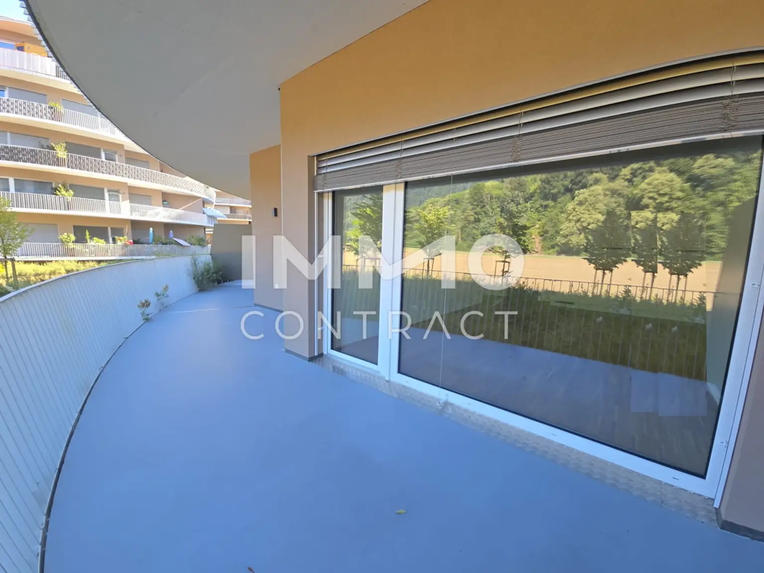STRASSGANGER Straße 380d : Neuwertige 3 Zimmer- Wohnung mit großem Balkon - Straßganger Straße 380 d - Top 05d