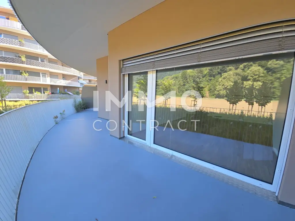 STRASSGANGER Straße 380d : Neuwertige 3 Zimmer- Wohnung mit großem Balkon - Straßganger Straße 380 d - Top 05d