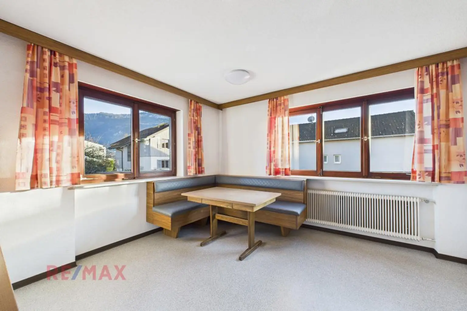 Küche- und Essbereich