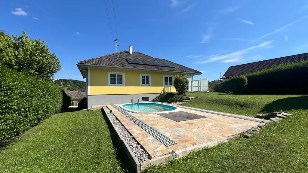 Schönes Einfamilienhaus mit vielen Extras!