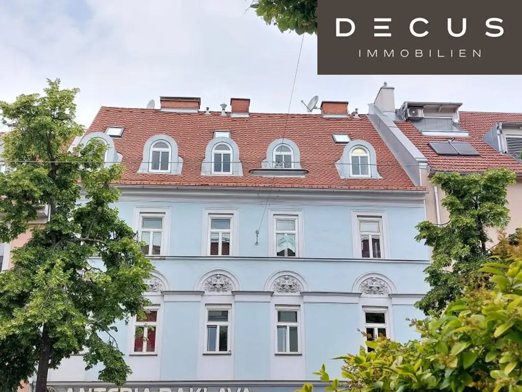 | CHARMANTE 2-ZIMMER-WOHNUNG MIT SONNIGEM BALKON | GRÜN- & SCHLOSSBERGBLICK | ca. 44,1m² | 2.OG | IDEALE LAGE