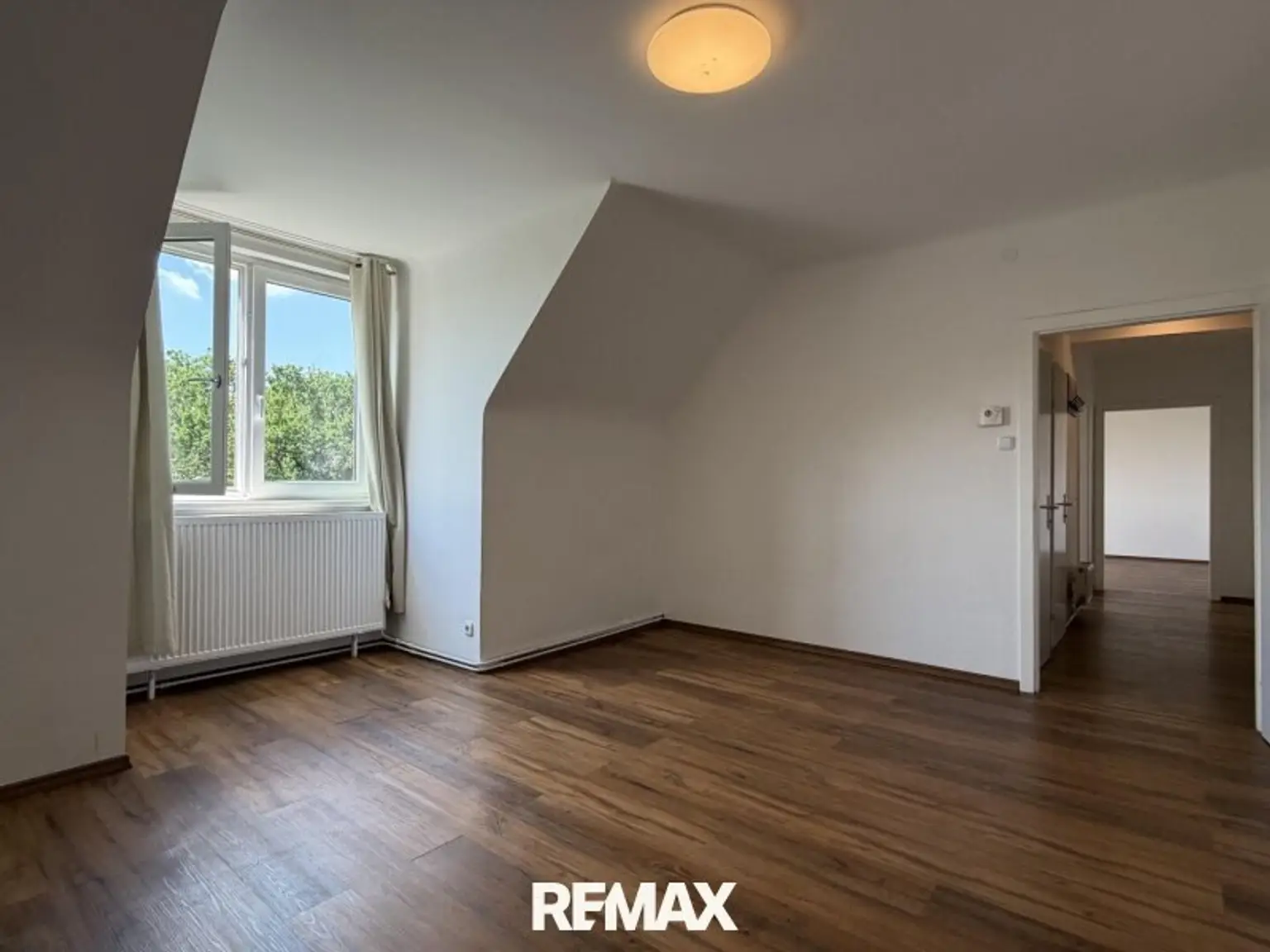 1 SCHLAFZIMMERIMG