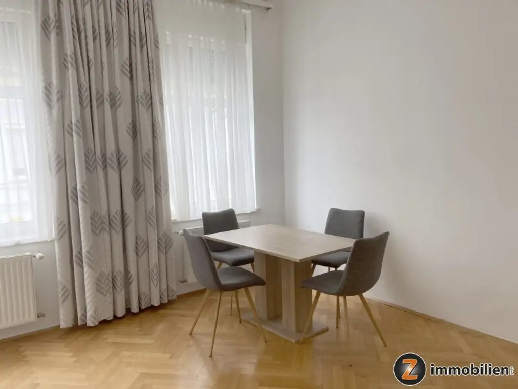 Oberwart Zentrum: Schöne Altbauwohnung!