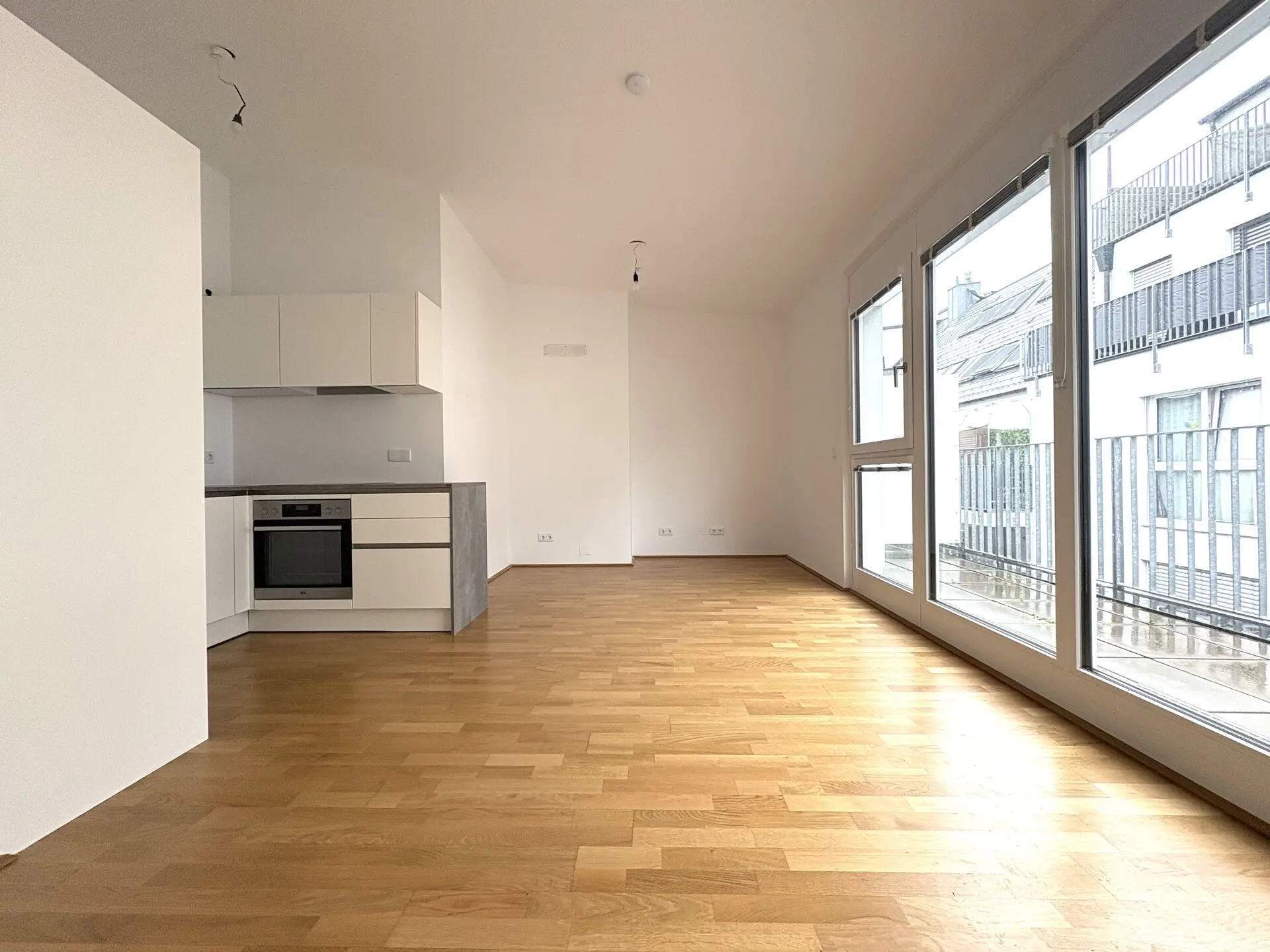 20260326_105227772_iOS