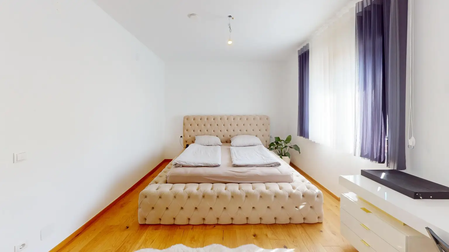 REPRÄSENTATIVE TRAUMVILLA IN BESTLAGE VON HIMBERG NÄHE WIEN & U1
