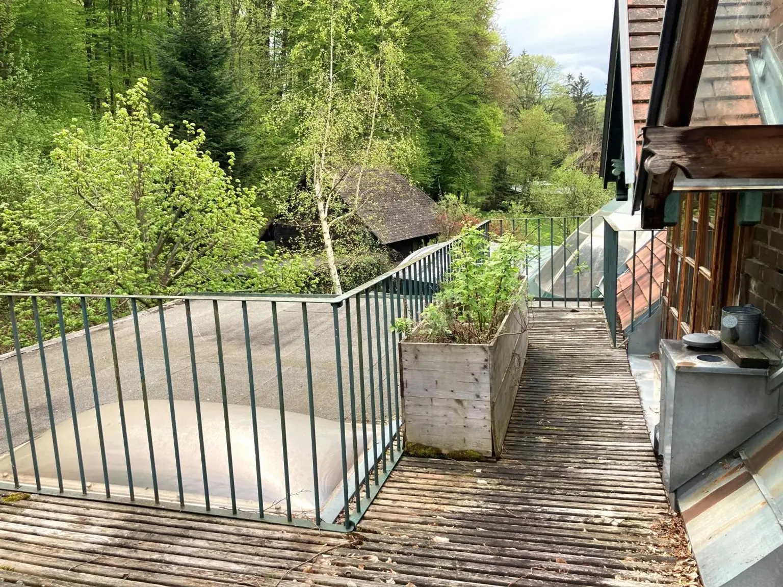 LOFTARTIGE WOHNUNG IM GRÜNEN NAHE DER WIENER STADTGRENZE