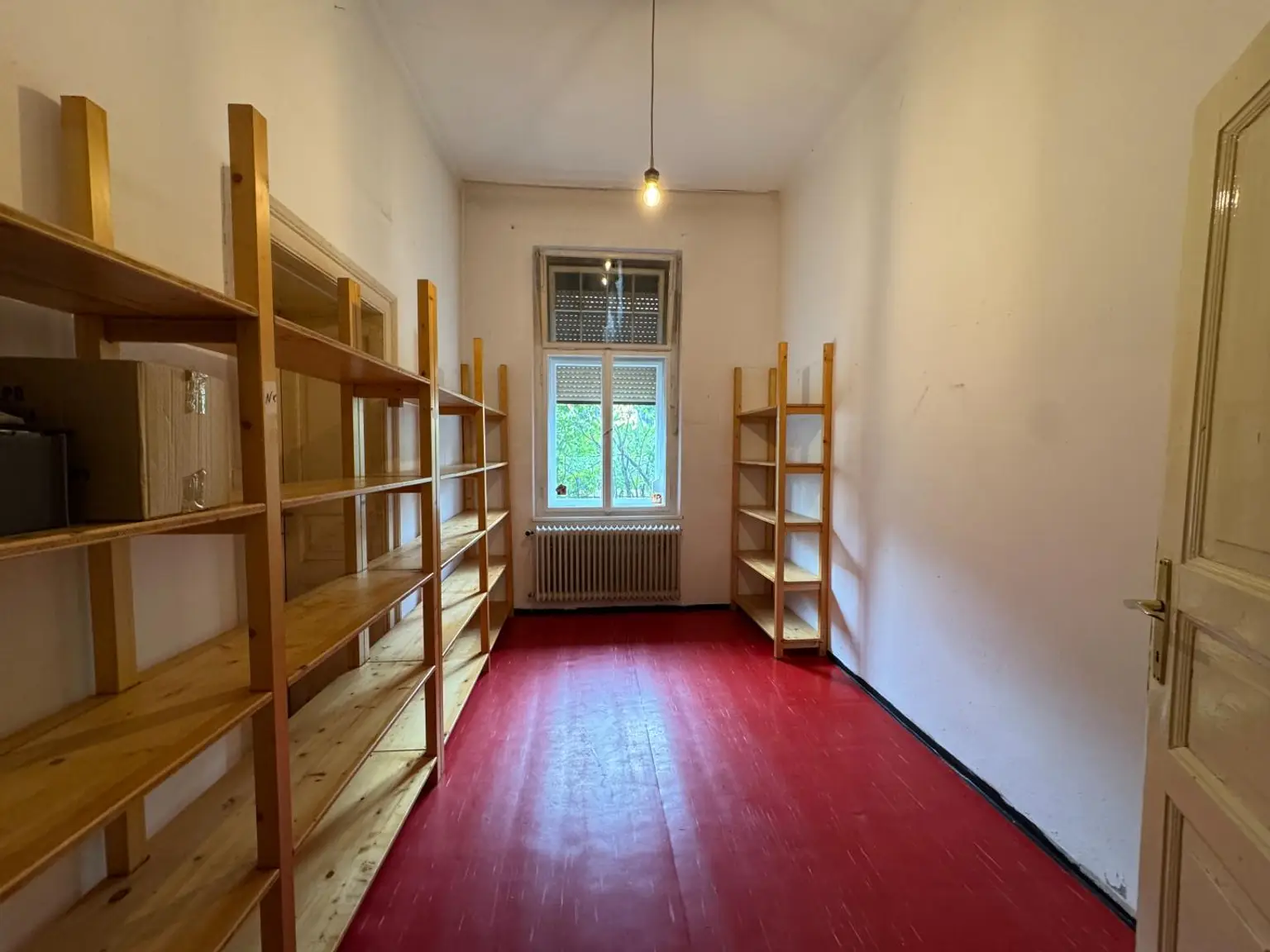 Charmante Villa - mit viel Potenzial und Geschichte auf großem Grund