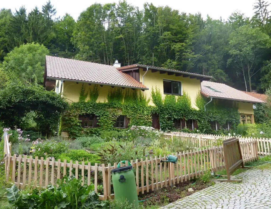 Traumanwesen für Naturliebhaber - 12.000 m² Alleinlage, nahe Skigebiet & Golfplatz, Pferdehaltung