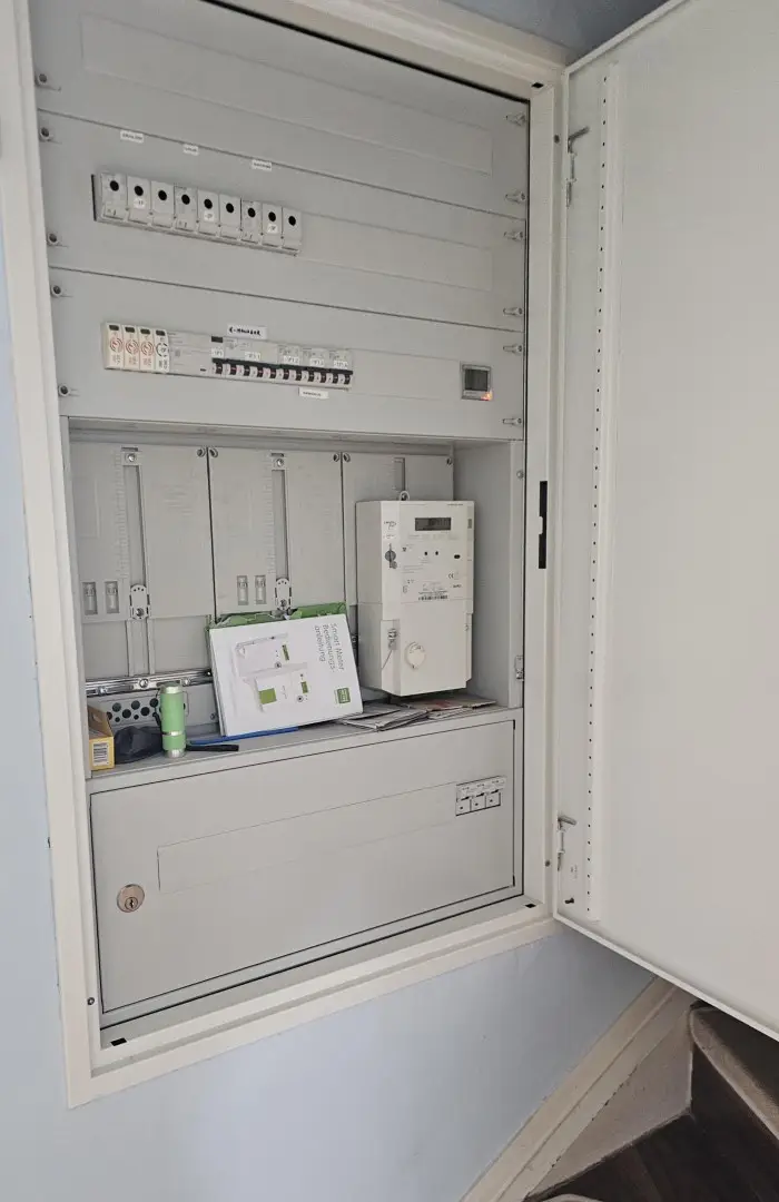 Einfamilienhaus mit Garage,mit winterfestem Gartenhaus, Werkstätte u.a