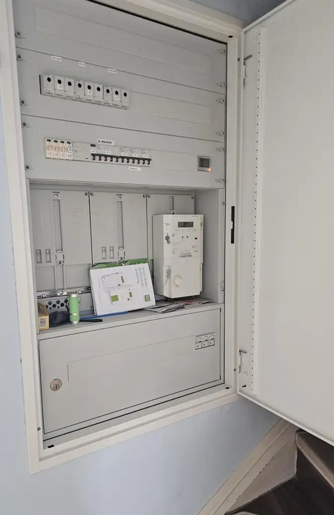 Einfamilienhaus mit Garage,mit winterfestem Gartenhaus, Werkstätte u.a
