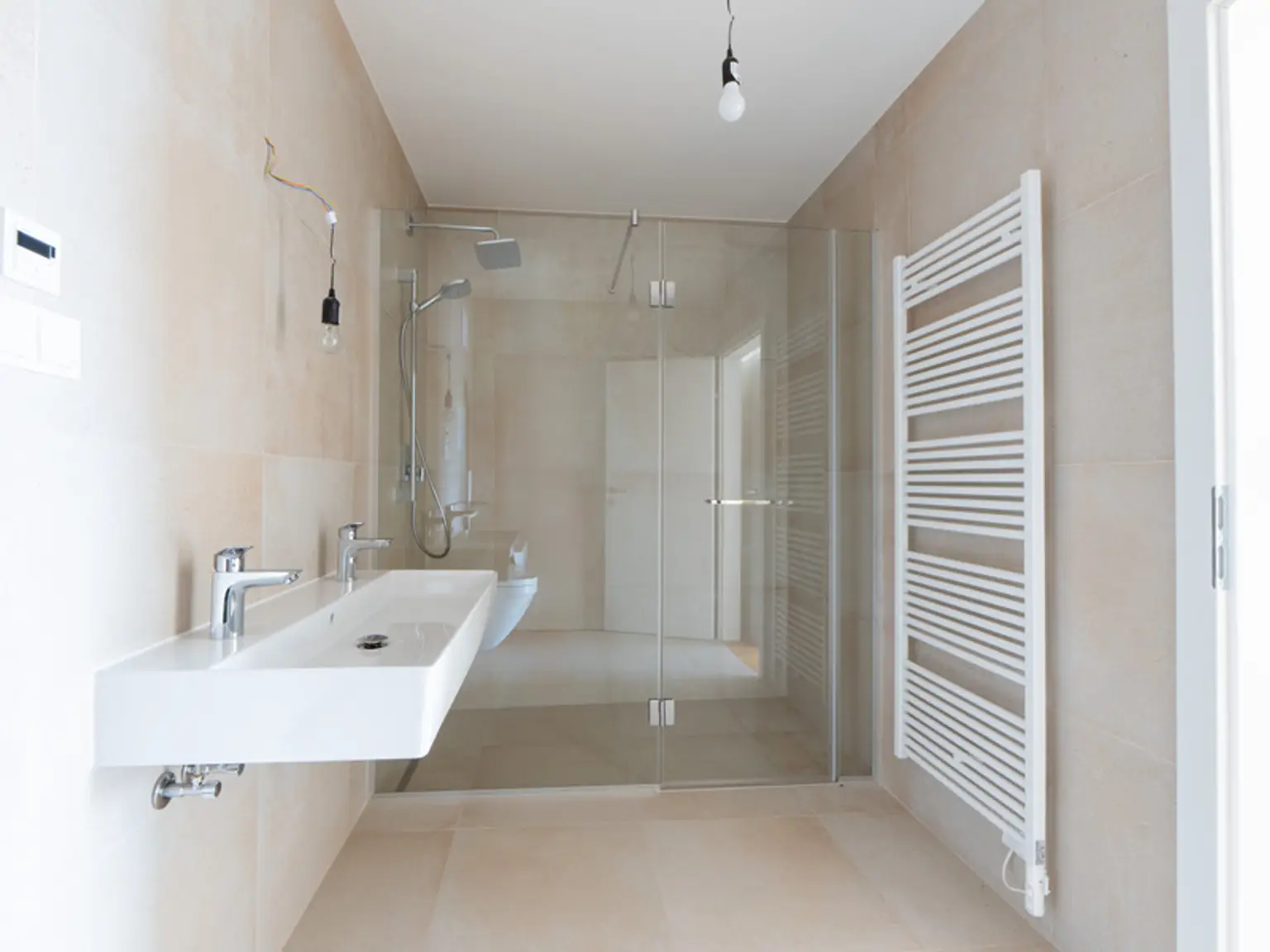 Vielzimmerwohnung für vielseitige Individualisten. 151 m², 5 Zimmer, 2 Terrassen und ganz viel Platz