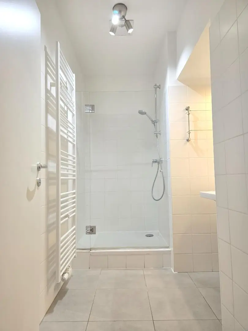 Neubaugasse Obj.3328 g