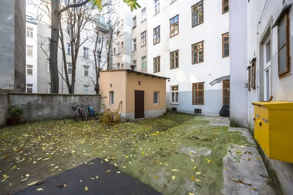 ++NEU++ Fantastische 3-Zimmer Altbauwohnung – Generalsaniert & Stilvoll