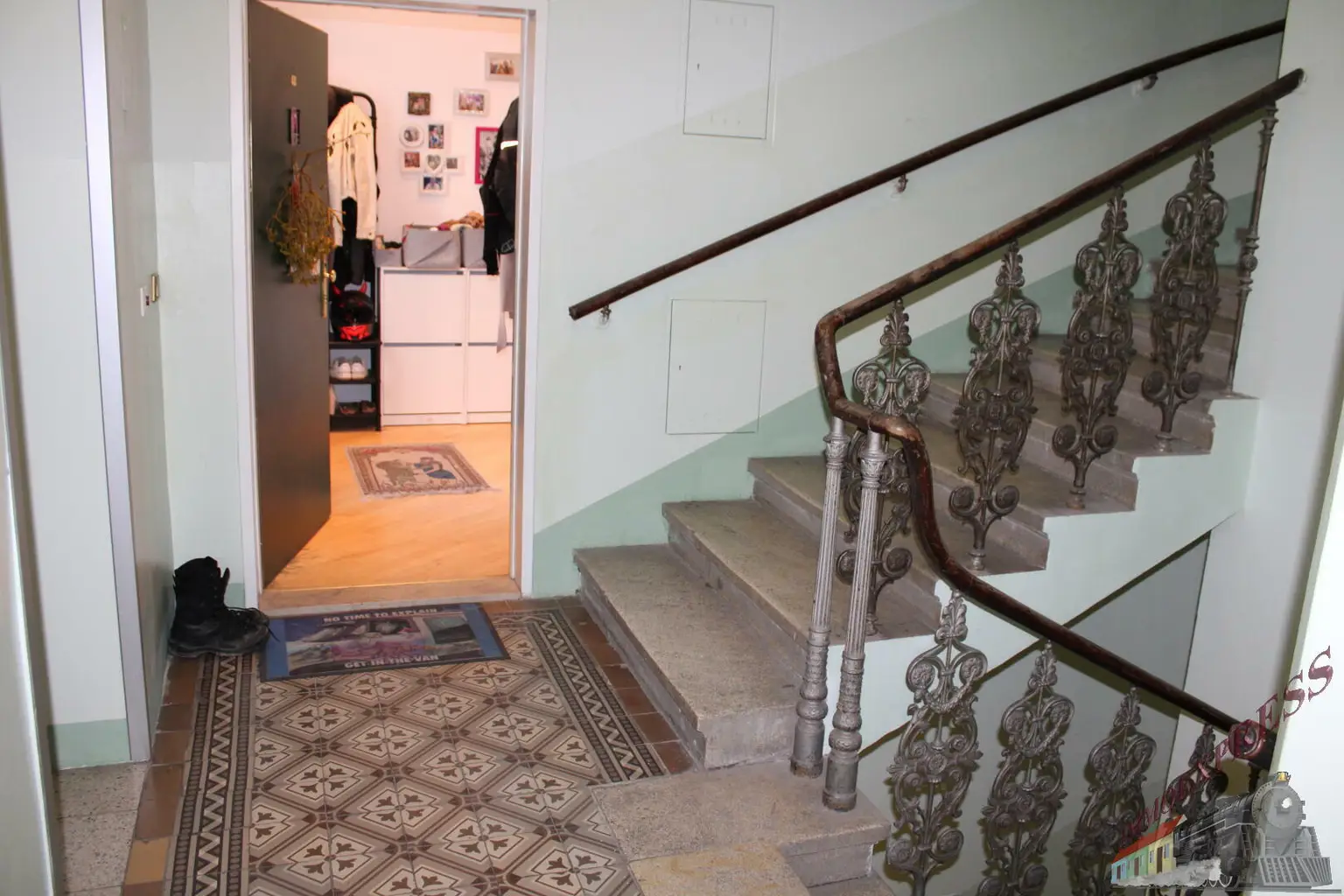 Zentrale 2-Zimmer-Eigentumswohnung mit Lift nahe U3 Kardinal-Nagl-Platz – ideale Stadtlage mit perfekter Anbindung