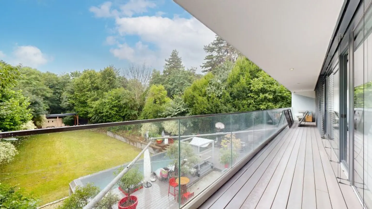 Luxusvilla mit Infinitypool in absoluter Ruhelage in Hinterbrühl – Exklusives Anwesen mit Top-Ausstattung