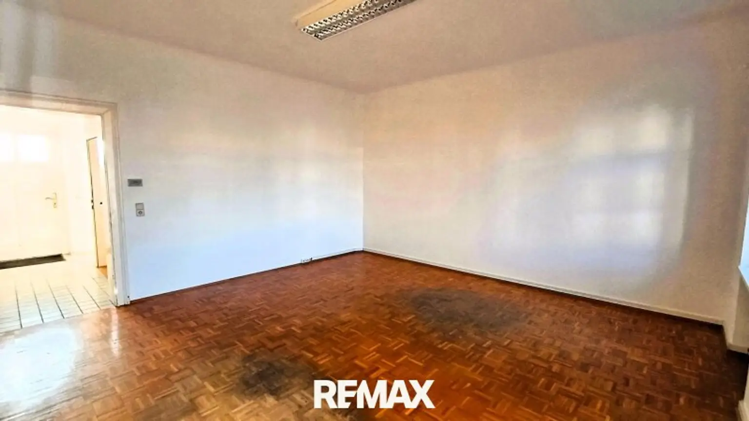 9_Büro 1 Flur
