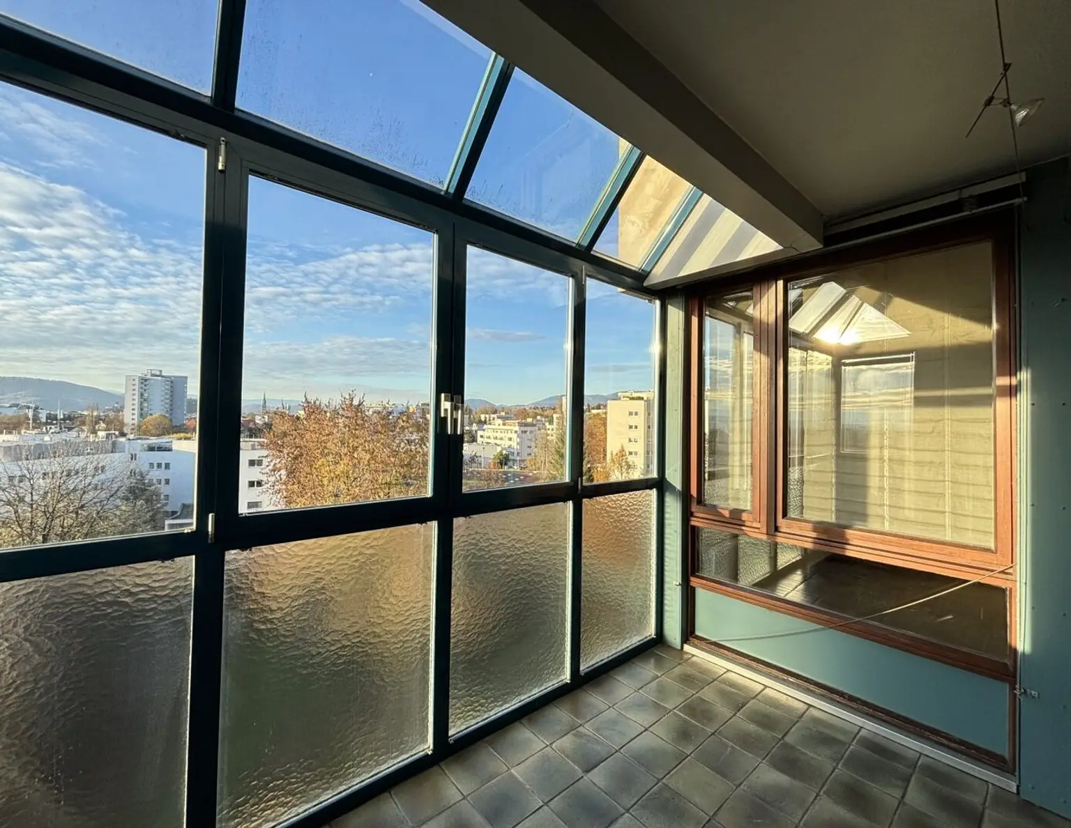 Terrassenhighlight in St. Peter: 5 Zimmer & 95 m² Dachterrasse und Dachgarten mit Panoramablick!