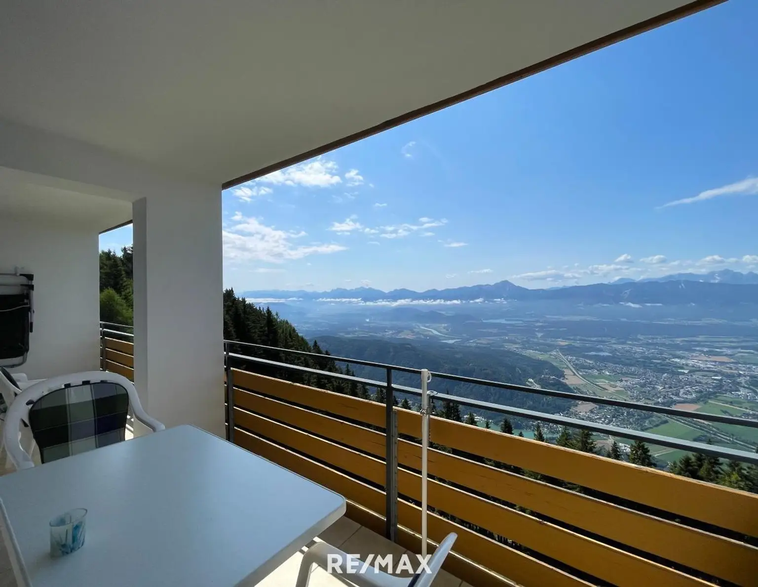 Schöne Ferienwohnung auf der Gerlitzen mit Blick auf den Ossiacher See