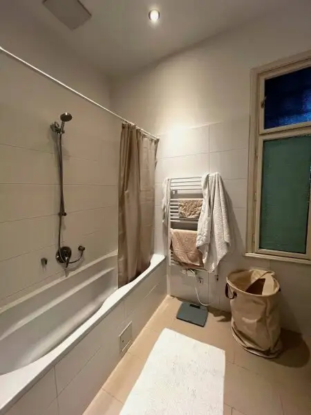 Gepflegte und ruhige Hochparterre Wohnung Nähe Alois Drasche Park