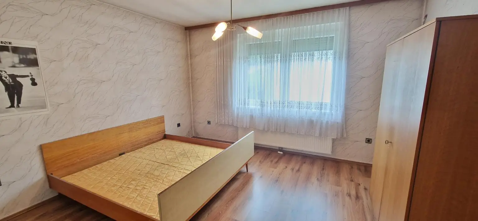 Charmantes Einfamilienhaus mit großem Garten und Potenzial