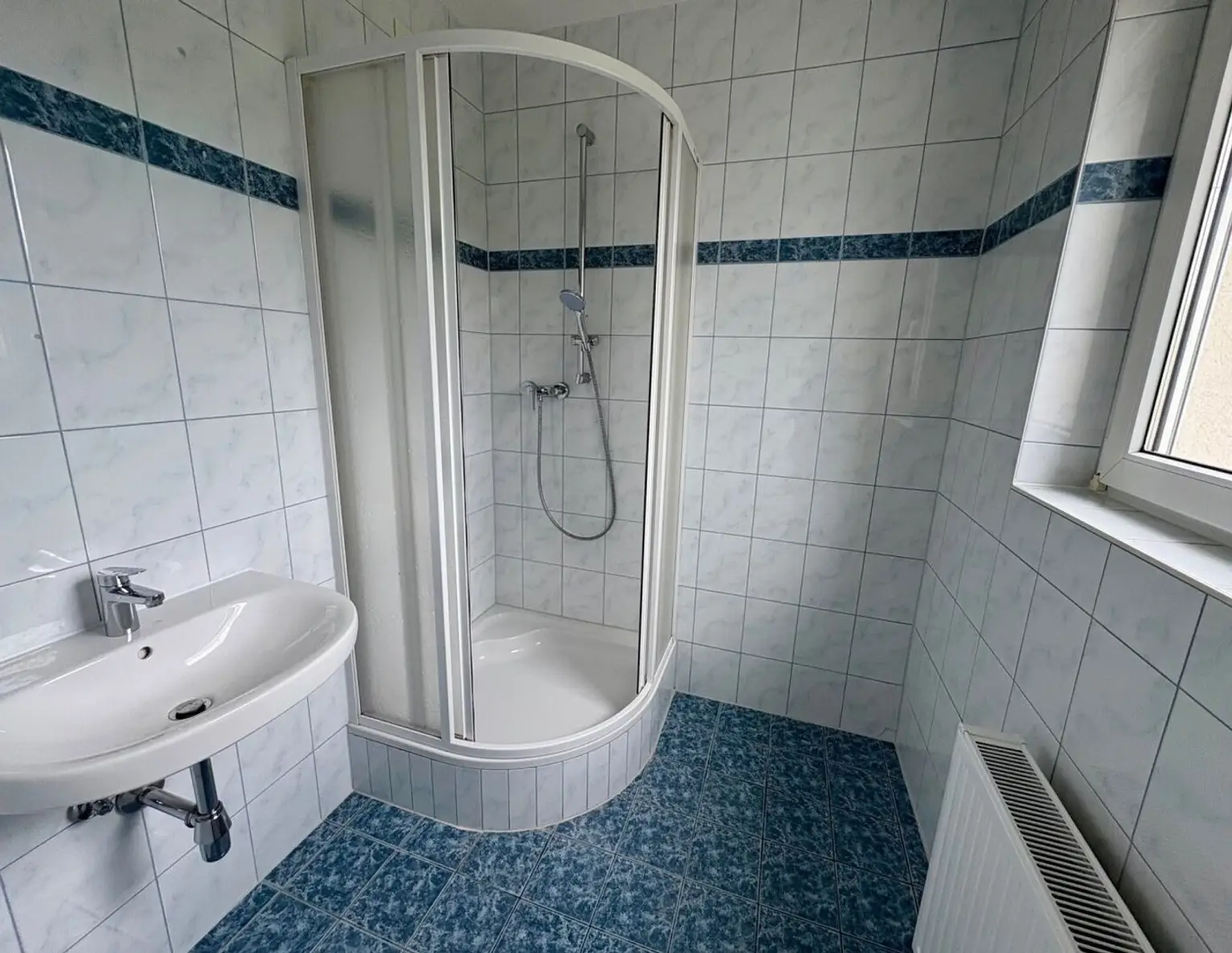 Erstbezug nach Teilsanierung - 2 Zimmer