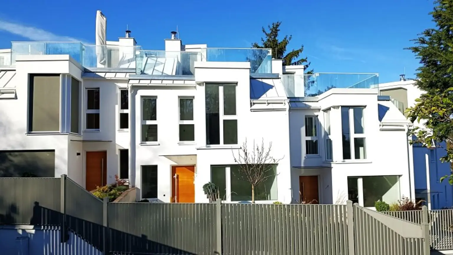 AKTION – Küche und Einbaumöbel inkludiert! Traumhafte Reihenhäuser: Natur pur & Weitblick über Wien