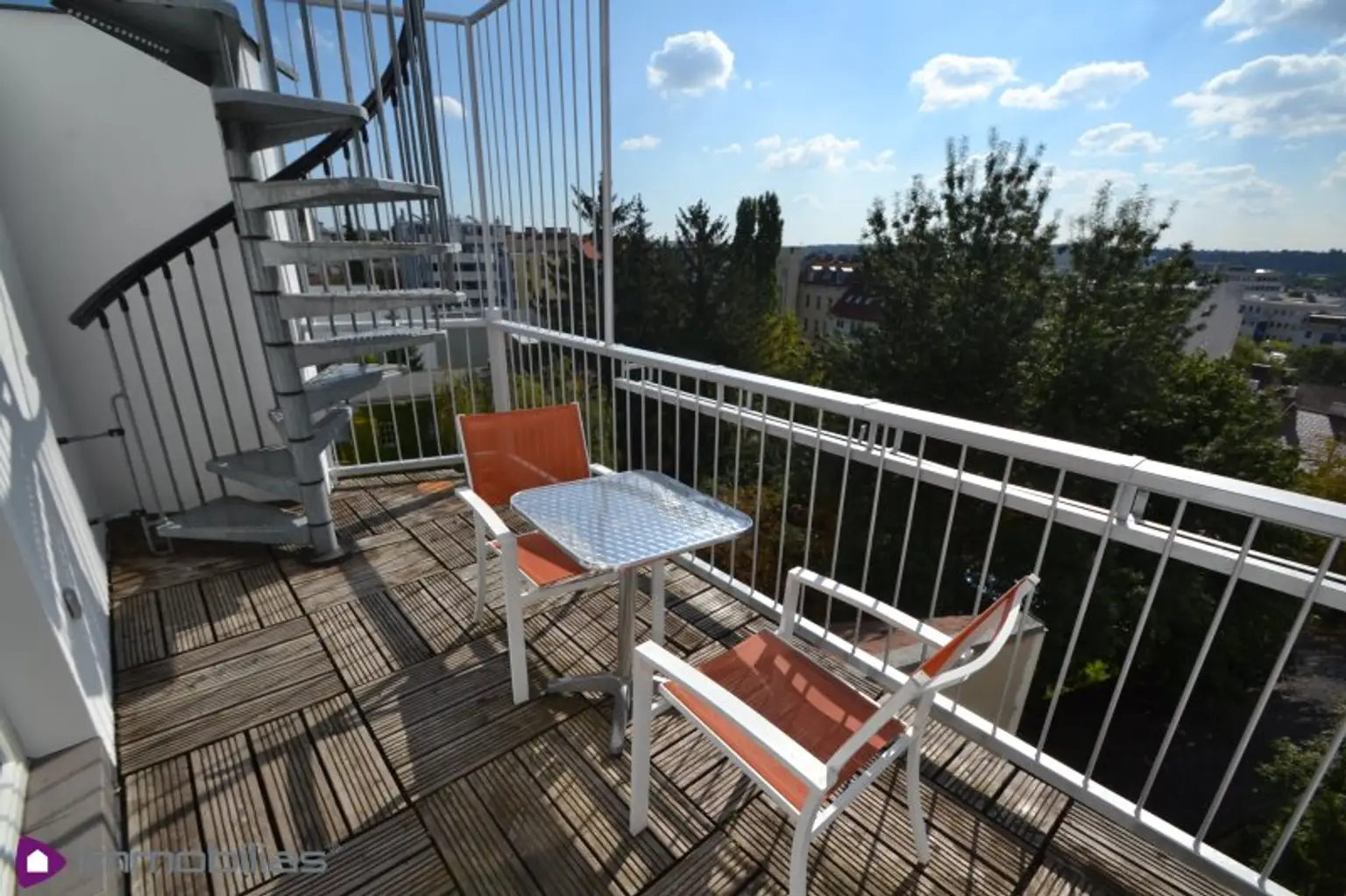 Blick von der Dachterrasse in die Ferne....