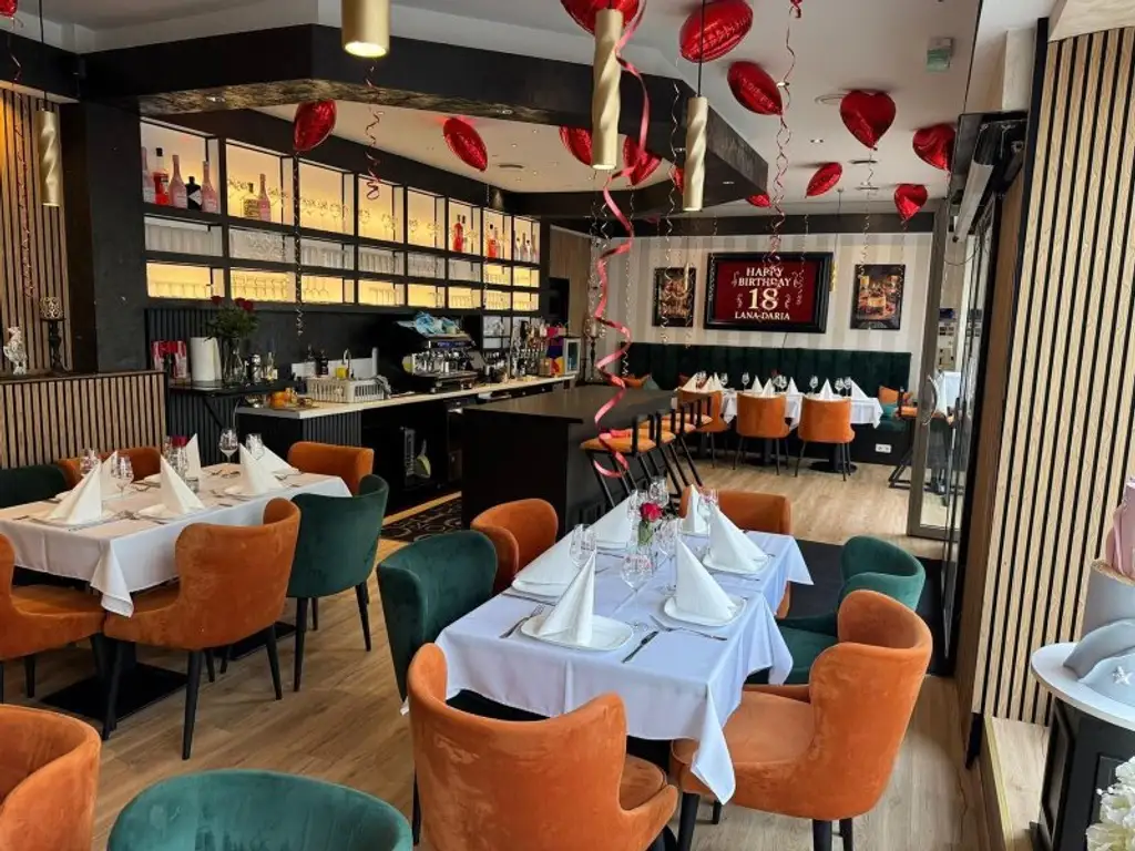 Cafe Restaurant-Konditorei-Eissalon-Catering