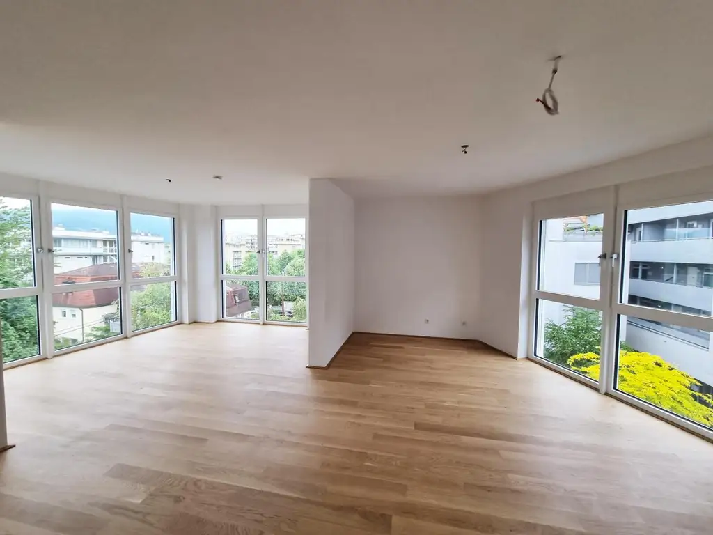 Bezugsfertige 5-Zimmer-Wohnung in Top-Lage in Graz Geidorf! Unverbaubarer Blick Richtung Mur!