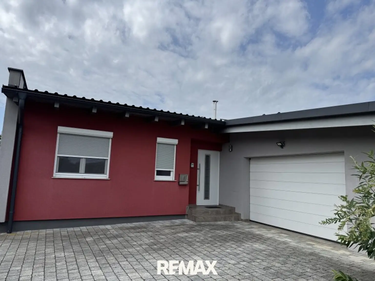 Eingang/Garage