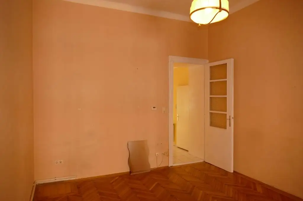 Zentral begehbar, charmante Ideal-Single-Student- Mietwohnung.