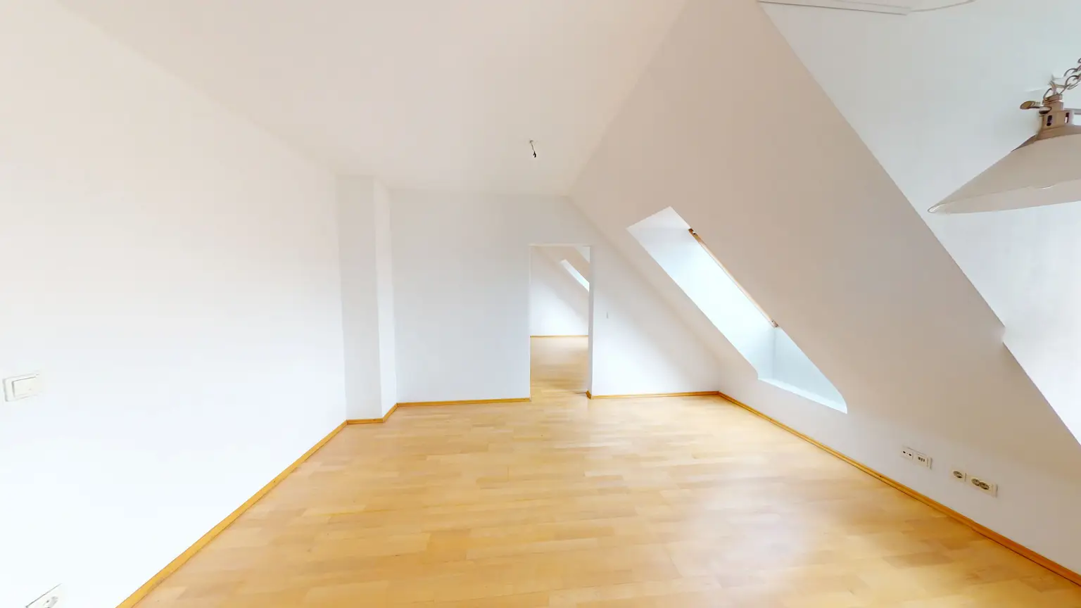 3-Zimmer-Dachgeschosswohnung mit zugeteilter Dachterrassenfläche