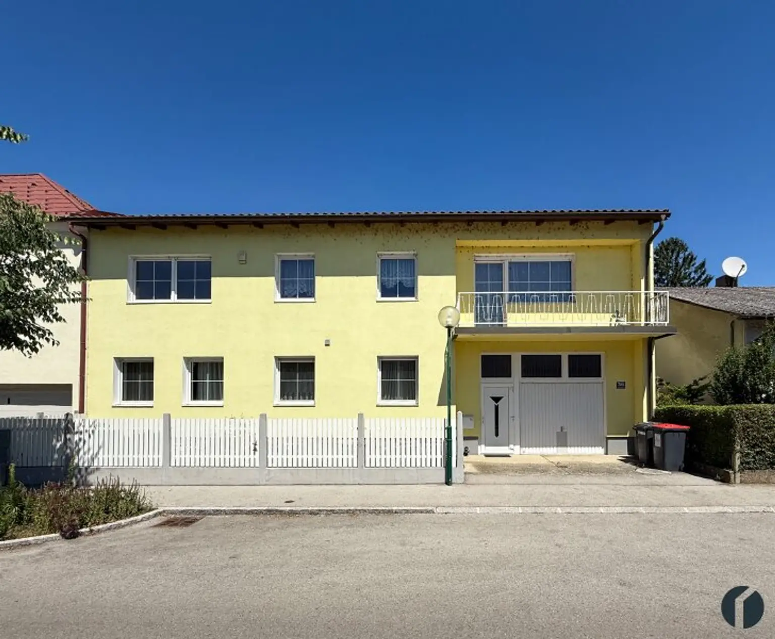 Großzügiges Zweifamilienhaus mit Garten direkt in Tulln