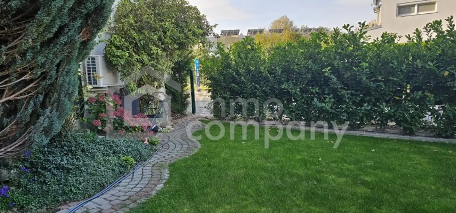 Erdgeschoßwohnung in ruhiger Gegend - mit Terrasse und eigener Gartennutzung!