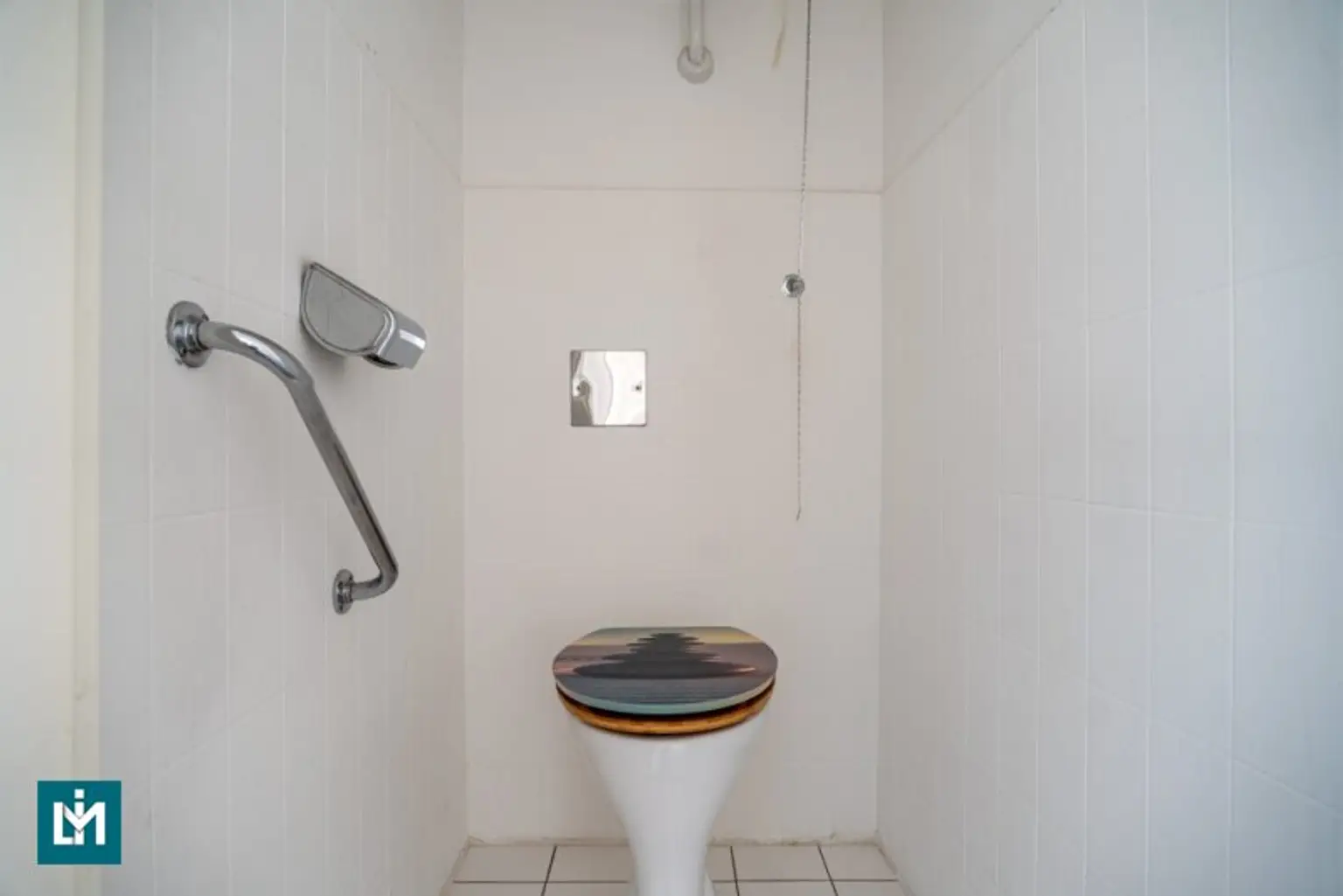 SCHÖNE 4 - ZIMMER WOHNUNG MIT VERBAUTER LOGGIA UND GEMEINSCHAFTSGARTEN / NÄHE U4 HIETZING UND S45 PENZING