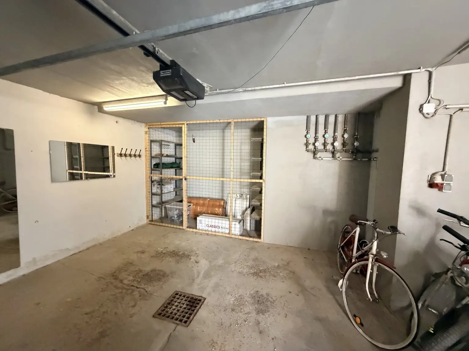 Traumhaftes Mehrfamilienhaus in Mistelbach – 3 Wohneinheiten, top gepflegt, mit Stadtblick und Weinkeller!