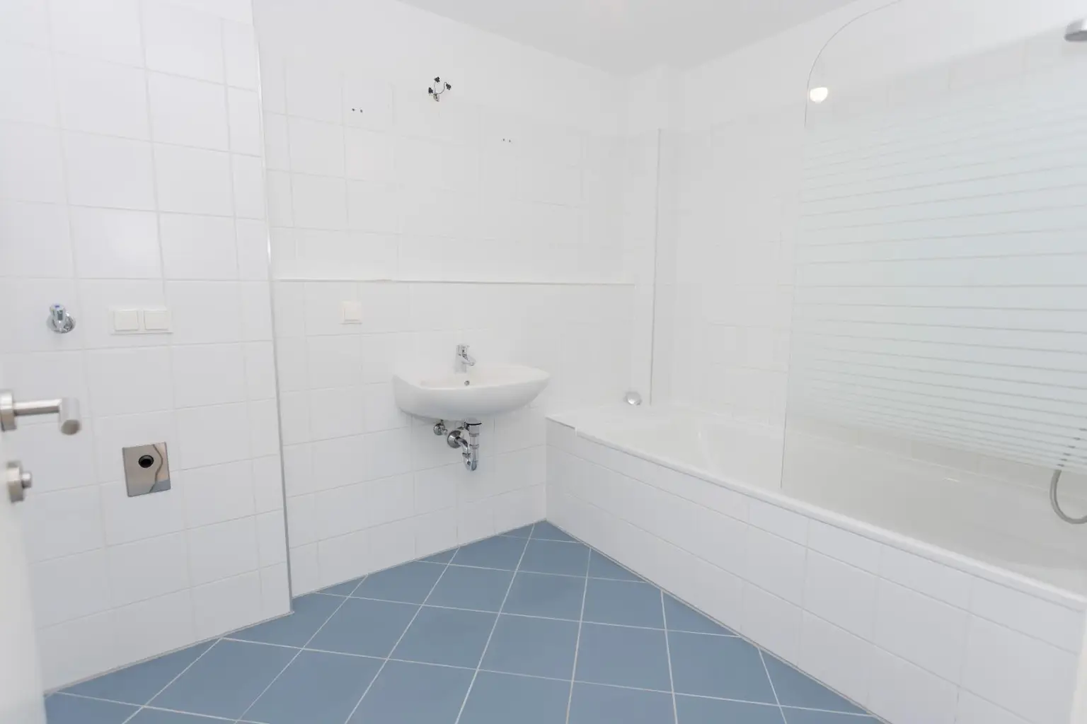 2-Zimmer-Wohnung mit Balkon in ruhiger Innenhoflage im modernen Niedrigenergiehaus