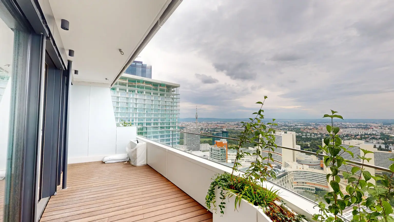 Danube Flats I Wohnen bei der Uno City