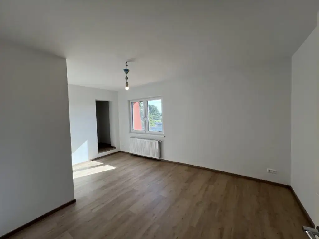 CHARMANTES EINFAMILIENHAUS