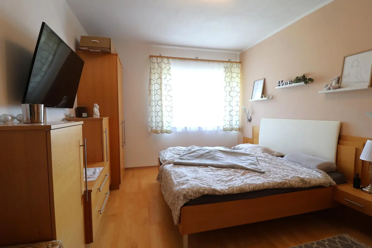 Schlafzimmer OG