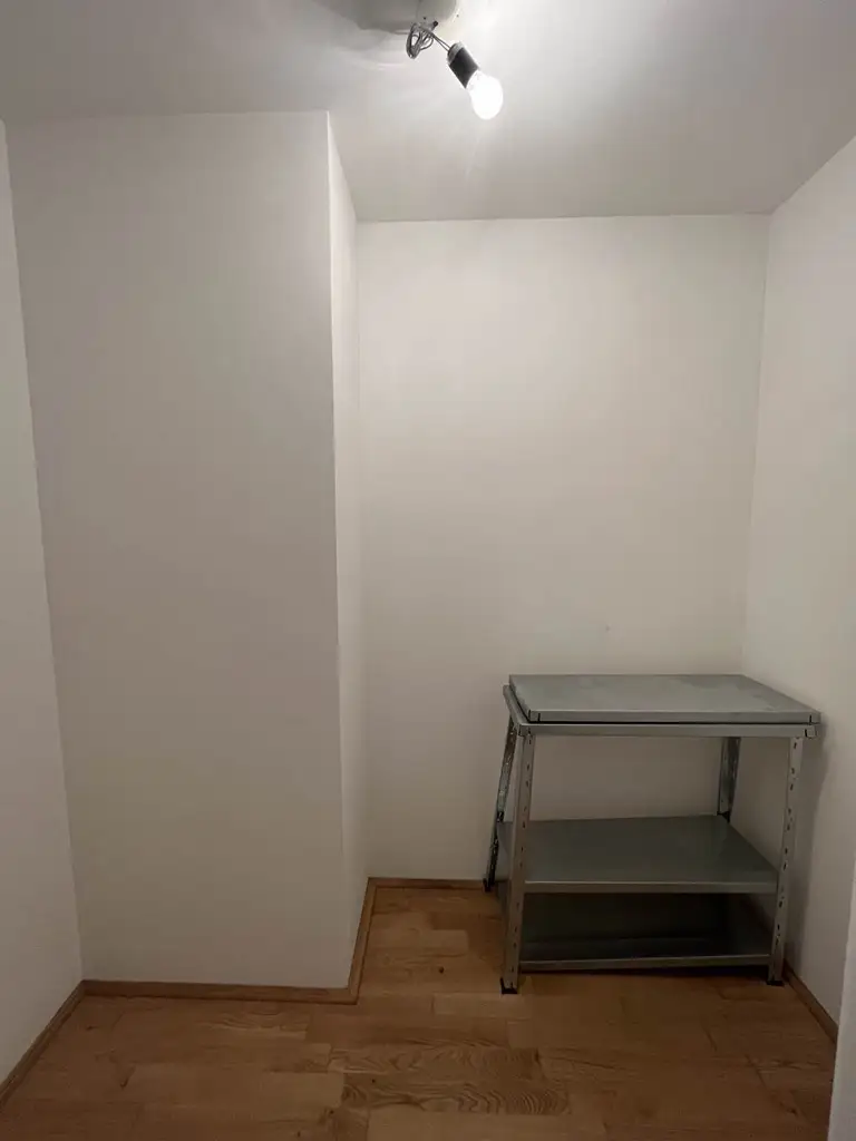 Traumhafte 3-Zimmer-Wohnung mit sonniger Loggia und Garage -  Blumengasse
