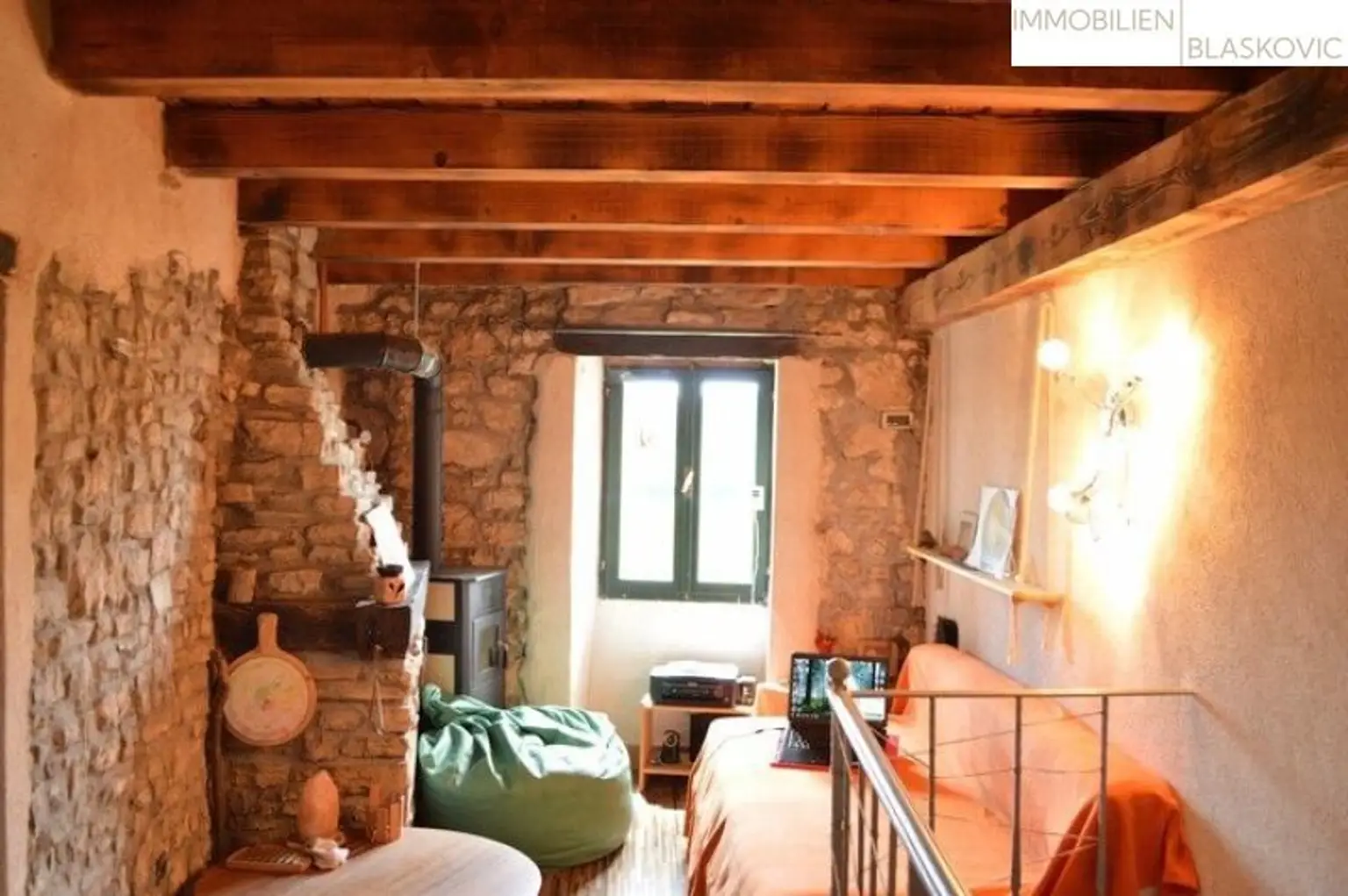 Typisch istrisches Steinhaus in der mittelalterlichen Stadt Motovun