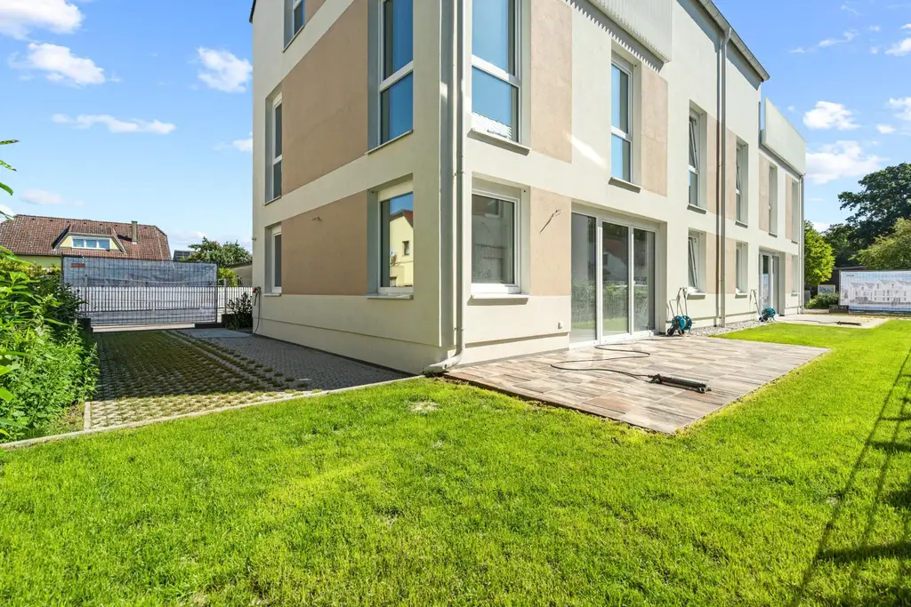 "Wohnen auf höchstem Niveau – Neubau-Doppelhäuser in Stockerau mit bester Lage & Ausstattung"