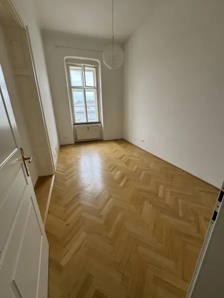 Mietwohnung ca.111m2 in bester Lage-stilvoll-gepflegt in Graz! ***Wohngemeinschaften möglich***