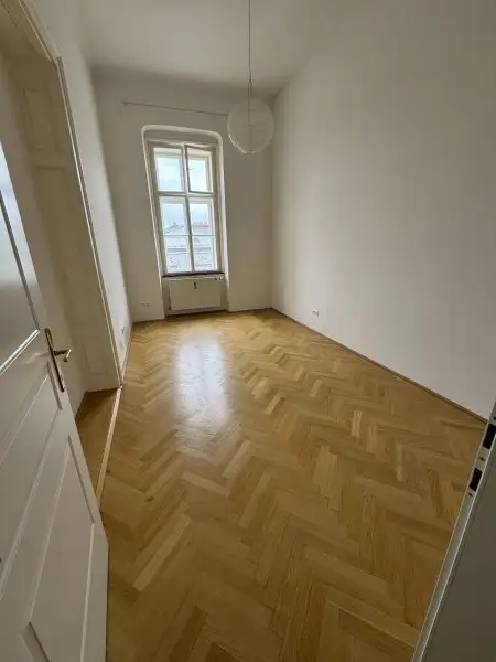 Mietwohnung ca.111m2 in bester Lage-stilvoll-gepflegt in Graz! ***Wohngemeinschaften möglich***