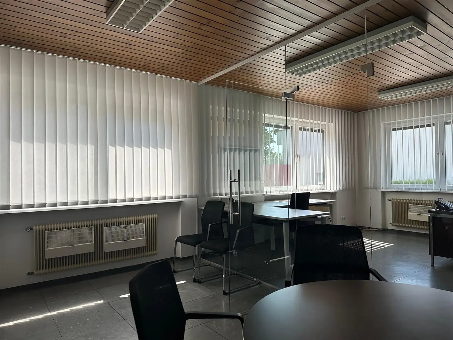 Büro-, oder  Praxisräumlichkeiten  - auch teilbar