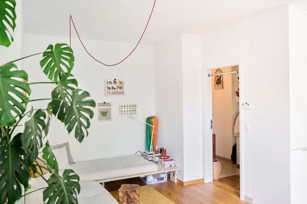 Idealer Grundriss und Hofruhelage - Schöne 2 Zimmerwohnung nahe Familienplatz!