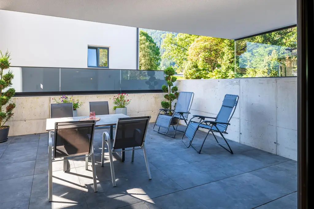 NEUBAU! Elegante Wohnung für Paare mit Terrasse und Premium-Ausstattung